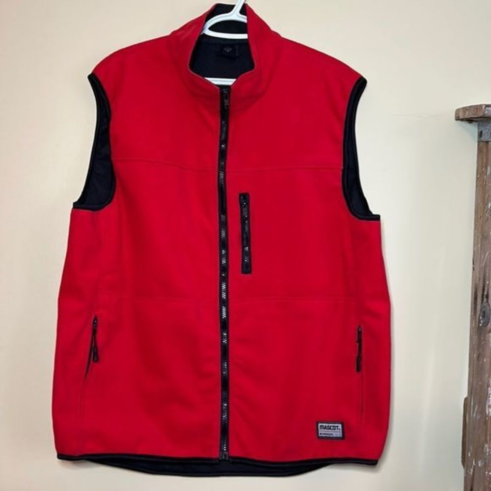 Red Fleece Vest - Women's Sleeveless Jacket